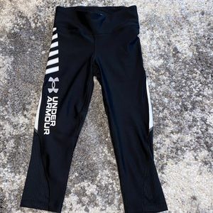 Women’s Under Armour Cropped Leggings - XS